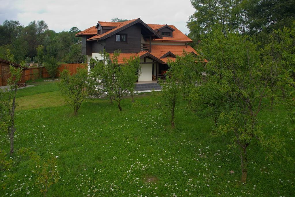 Casuta Cu Prieteni Cornu de Jos Quarto foto