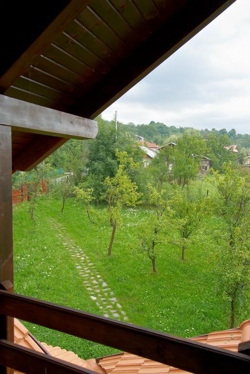 Casuta Cu Prieteni Cornu de Jos Quarto foto