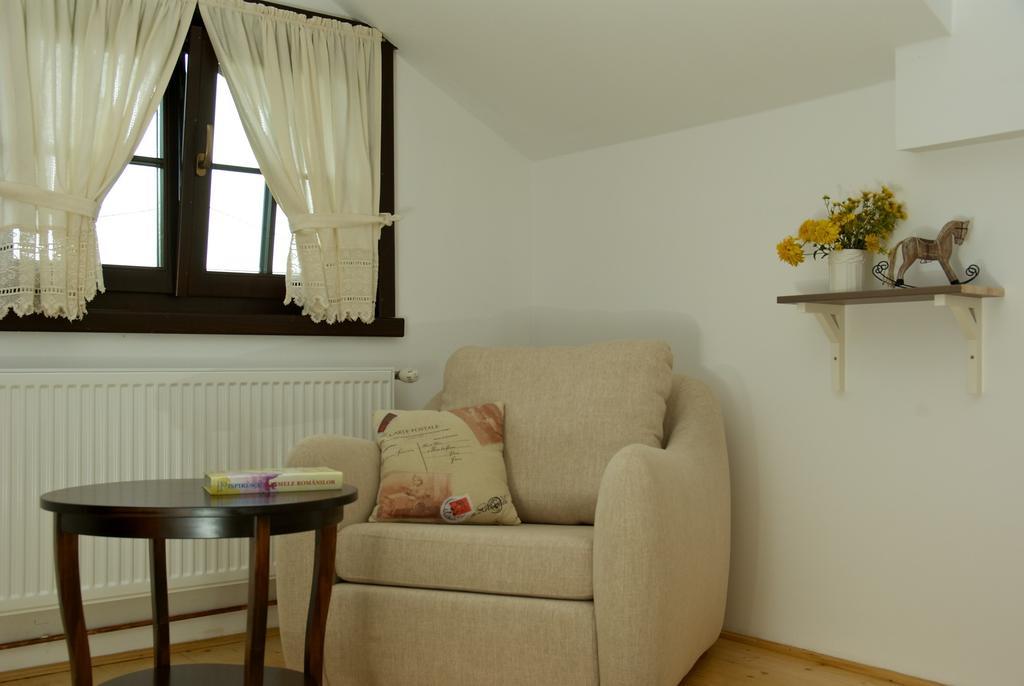 Casuta Cu Prieteni Cornu de Jos Quarto foto