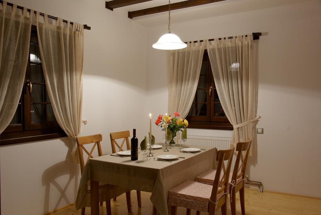 Casuta Cu Prieteni Cornu de Jos Quarto foto
