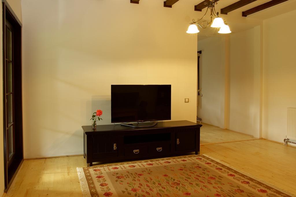 Casuta Cu Prieteni Cornu de Jos Quarto foto